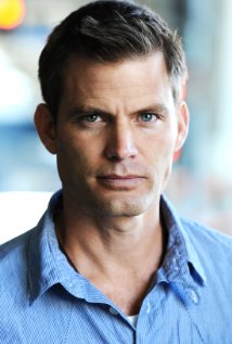 Casper Van Dien