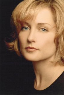 Amy Carlson