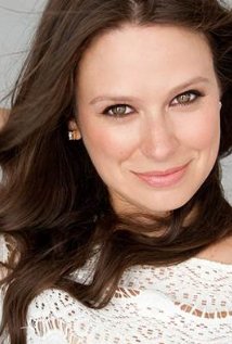 Katie Lowes