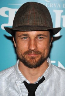 Martin Henderson