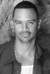 Dondre Whitfield