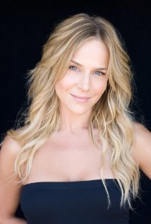 Julie Benz