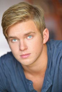 Chris Brochu