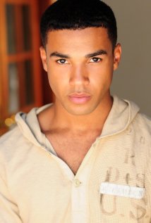 Lucien Laviscount