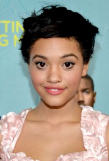 Kiersey Clemons