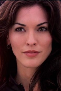 Alana De La Garza