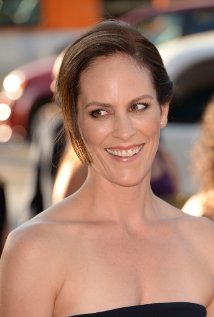 Annabeth Gish