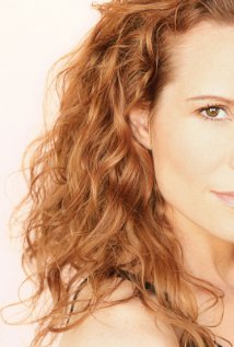 Robyn Lively